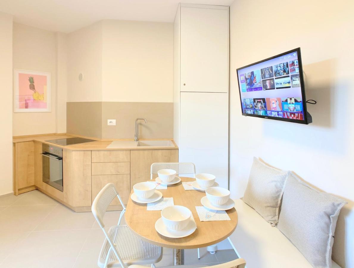 13 Eur For Monthly Stay - Home By The Sea - Hbs Golem  Zewnętrze zdjęcie